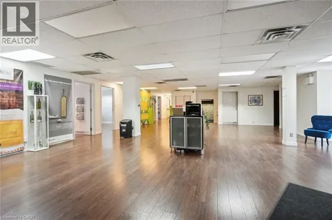 504 Kenora Avenue Hamilton ON L8E 3X8