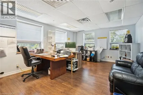 504 Kenora Avenue Hamilton ON L8E 3X8