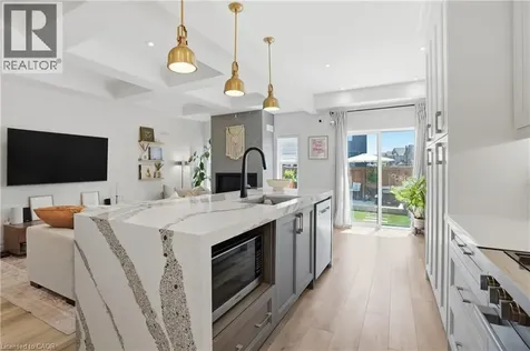 39 Bellhouse Avenue Brantford ON N3T 0T7