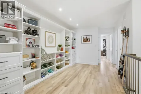 39 Bellhouse Avenue Brantford ON N3T 0T7