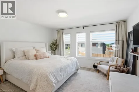 39 Bellhouse Avenue Brantford ON N3T 0T7