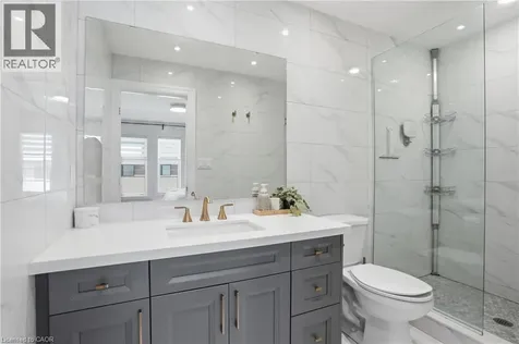 39 Bellhouse Avenue Brantford ON N3T 0T7