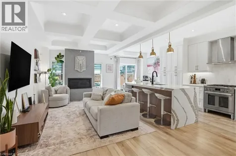 39 Bellhouse Avenue Brantford ON N3T 0T7