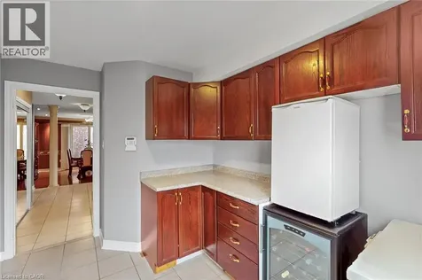 6872 Round Leaf Court Mississauga ON L5N 6X6