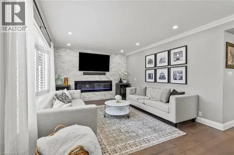 30 Orlando Drive St. Catharines ON L2N 6X4