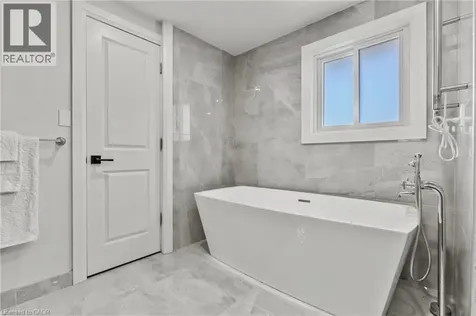 30 Orlando Drive St. Catharines ON L2N 6X4