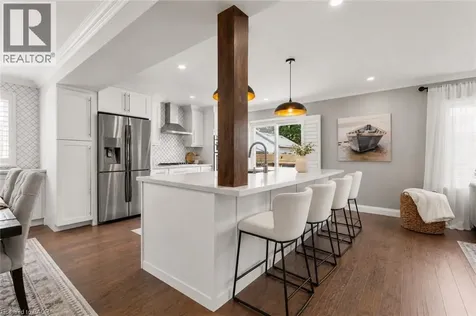 30 Orlando Drive St. Catharines ON L2N 6X4