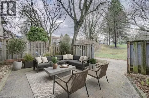 60 Wilsonview Avenue Guelph ON N1G 2Z9