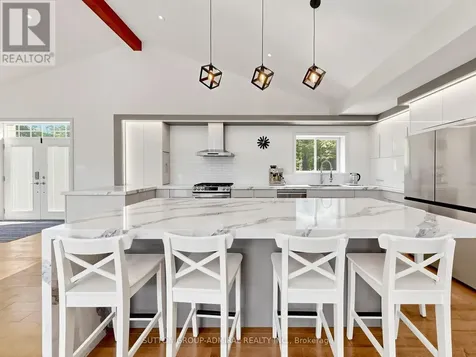 535 Doane Road East Gwillimbury ON L9N 0C7