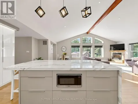 535 Doane Road East Gwillimbury ON L9N 0C7