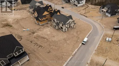 7 Radome Drive Oro-medonte ON L0L 2E0
