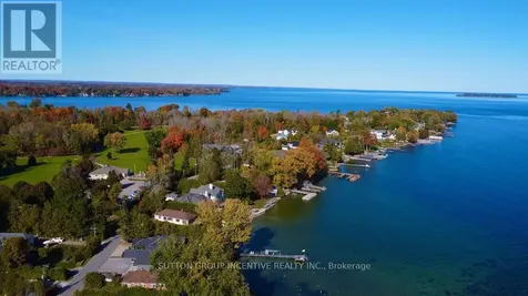 1556 Houston Avenue Innisfil ON L9S 4M7