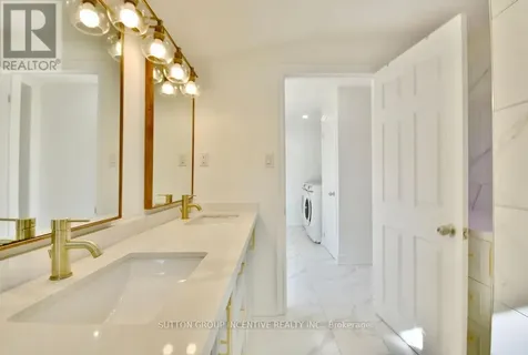 1556 Houston Avenue Innisfil ON L9S 4M7