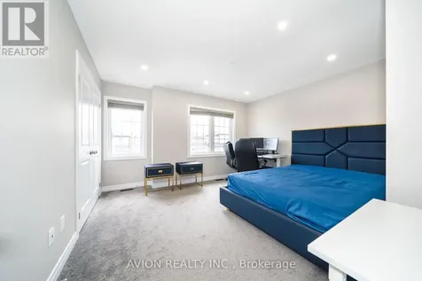 1034 Tigerlily Trail Pickering ON L1V 2P8
