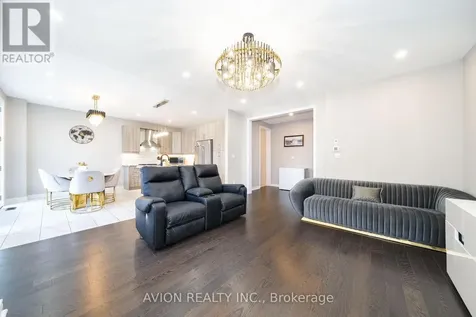 1034 Tigerlily Trail Pickering ON L1V 2P8