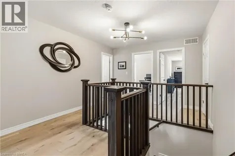 13 Crawford Place Paris ON N3L 0A6