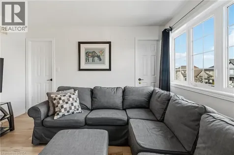 13 Crawford Place Paris ON N3L 0A6