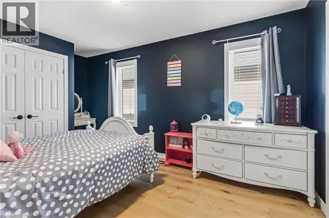 13 Crawford Place Paris ON N3L 0A6