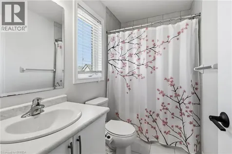 13 Crawford Place Paris ON N3L 0A6