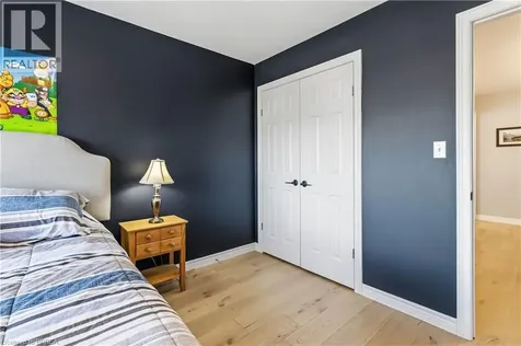 13 Crawford Place Paris ON N3L 0A6
