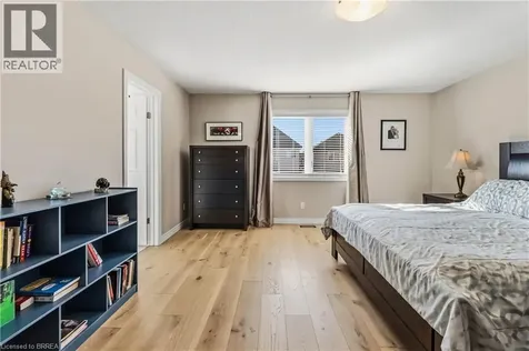 13 Crawford Place Paris ON N3L 0A6