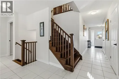 13 Crawford Place Paris ON N3L 0A6