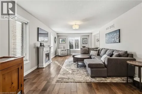 13 Crawford Place Paris ON N3L 0A6