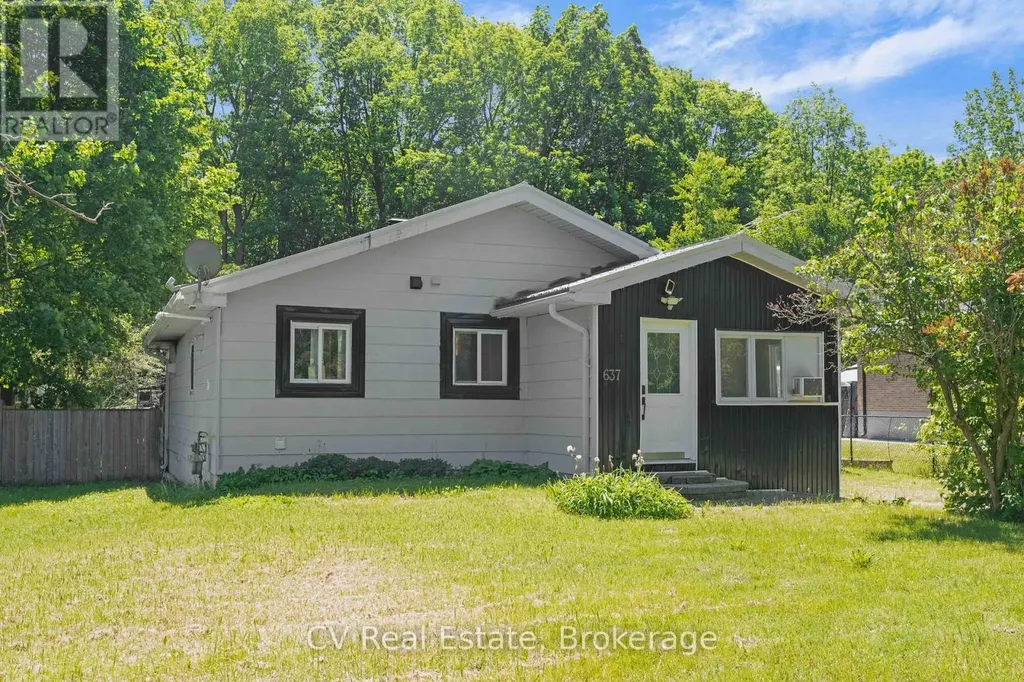 637 Pinegrove Avenue Innisfil ON L9S 2K4