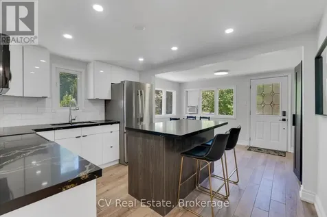 637 Pinegrove Avenue Innisfil ON L9S 2K4