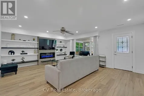 637 Pinegrove Avenue Innisfil ON L9S 2K4