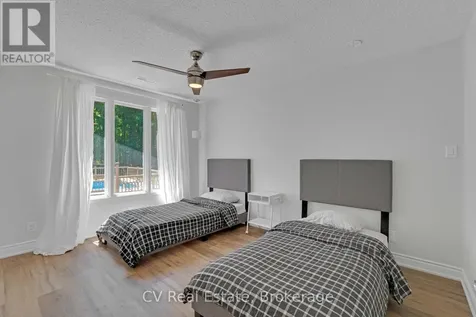 637 Pinegrove Avenue Innisfil ON L9S 2K4