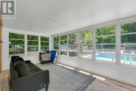 637 Pinegrove Avenue Innisfil ON L9S 2K4