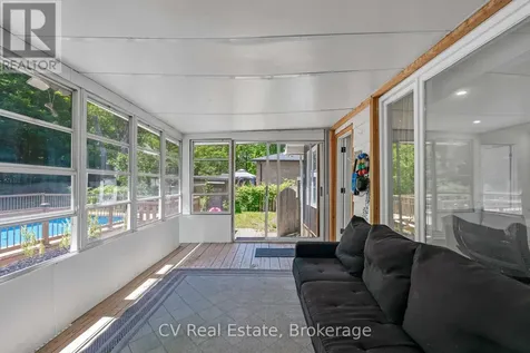 637 Pinegrove Avenue Innisfil ON L9S 2K4