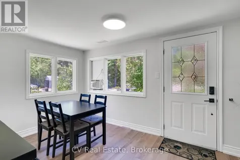 637 Pinegrove Avenue Innisfil ON L9S 2K4