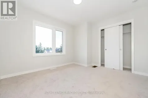 35 Dawson Drive Collingwood ON L9Y 5T1