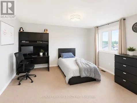 506 Activa Avenue Kitchener ON N2E 4C1