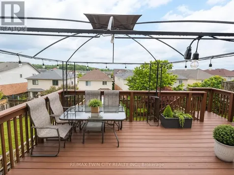 506 Activa Avenue Kitchener ON N2E 4C1