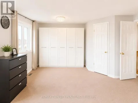 506 Activa Avenue Kitchener ON N2E 4C1