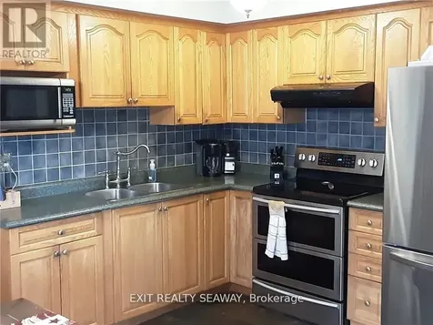 400 Lynwood Drive Cornwall ON K6H 5H3