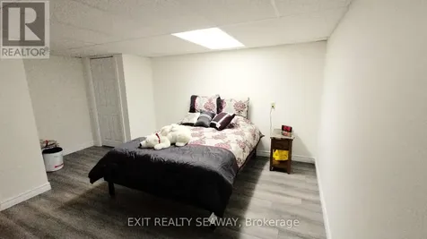 400 Lynwood Drive Cornwall ON K6H 5H3