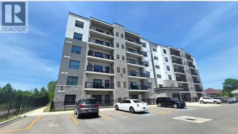 3290 Stella Crescent Windsor ON N8T 0B6