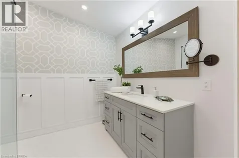 131 Maple Avenue North Burford ON N0E 1A0