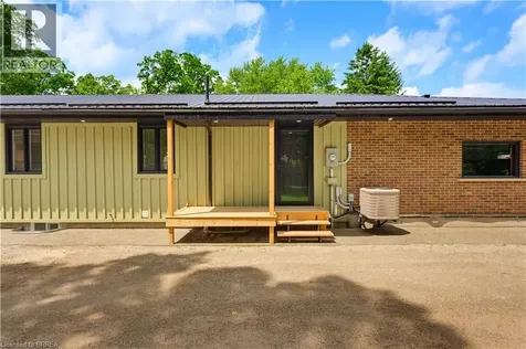 131 Maple Avenue North Burford ON N0E 1A0