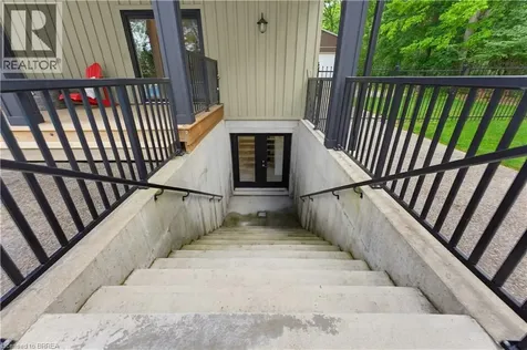 131 Maple Avenue North Burford ON N0E 1A0