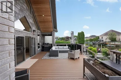 263 Russel Woods Drive Lakeshore ON N8N 4K6