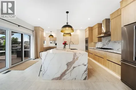 263 Russel Woods Drive Lakeshore ON N8N 4K6