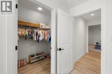 324 Jordan Lane Lakeshore ON N8N 0J3