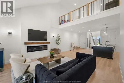 324 Jordan Lane Lakeshore ON N8N 0J3