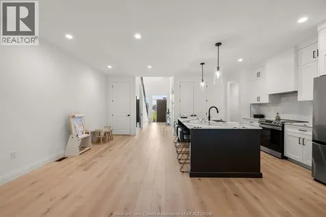 324 Jordan Lane Lakeshore ON N8N 0J3