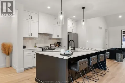 324 Jordan Lane Lakeshore ON N8N 0J3